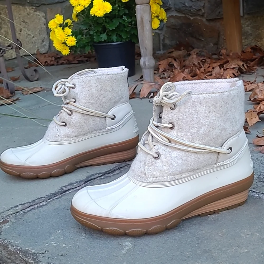 Sperry saltwater wedge tide duck Boots